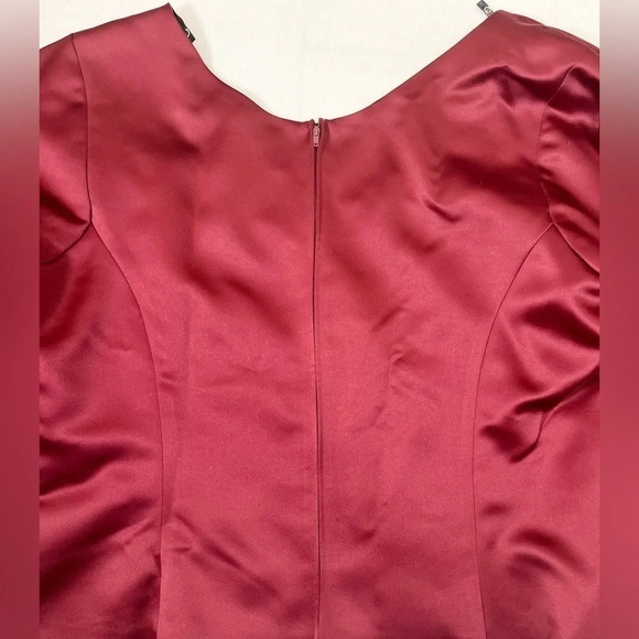 VIE BY VICTORIA ROYAL Women’s VINTAGE Cuffed Sleeve V‎ Neck Burgundy Top 18 - Picture 11 of 16